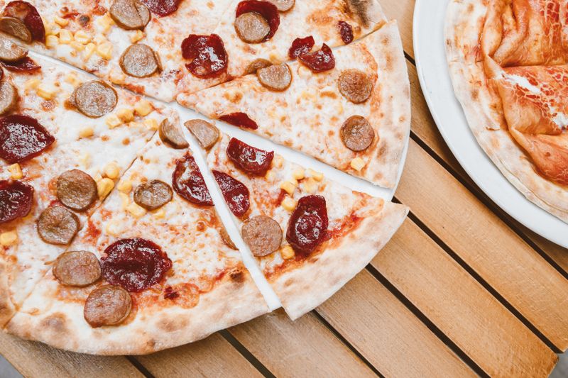 White Truffle pizza